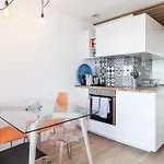 Renovated T3 With Terrace And Ac Extreme Center - Air Rental